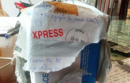 Siêu mẫu Ngọc Thuý gửi thư khủng bố cha mẹ